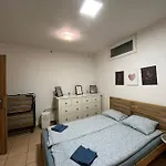 Basement Flat In The City Center!!
